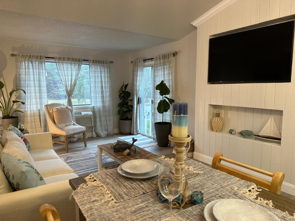 The Couples Nest Ocean Edge