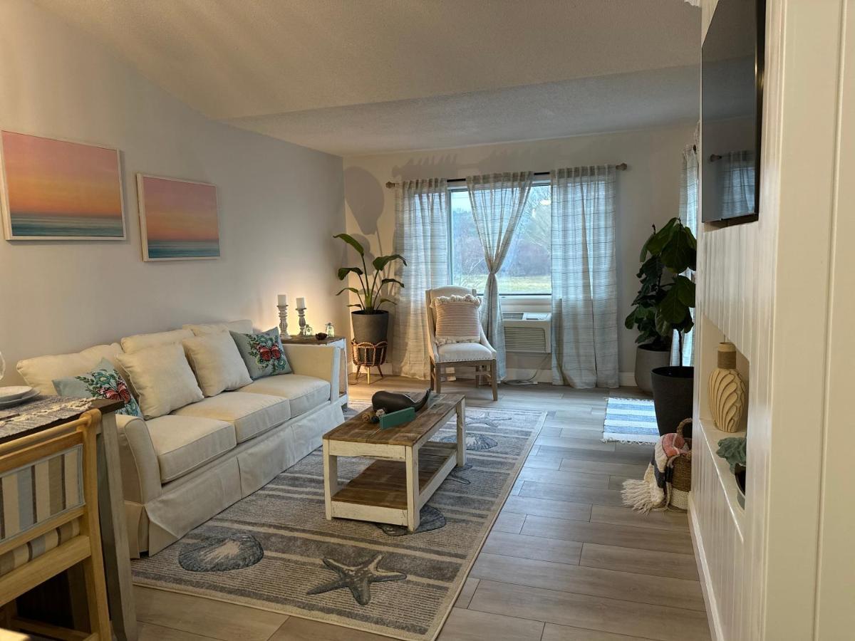 Apartment The Couples Nest Ocean Edge Brewster